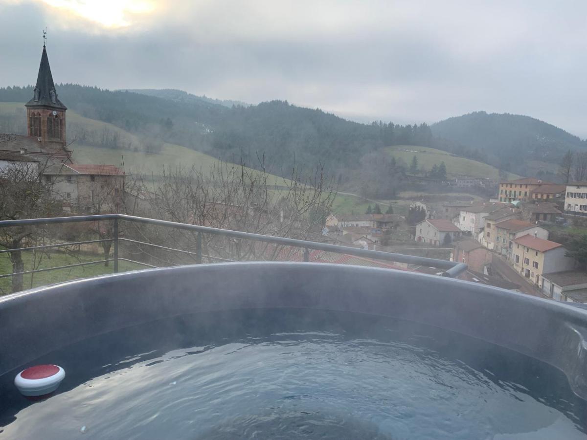 Domaine De La Rue De La Tour Bed and Breakfast Valsonne Buitenkant foto